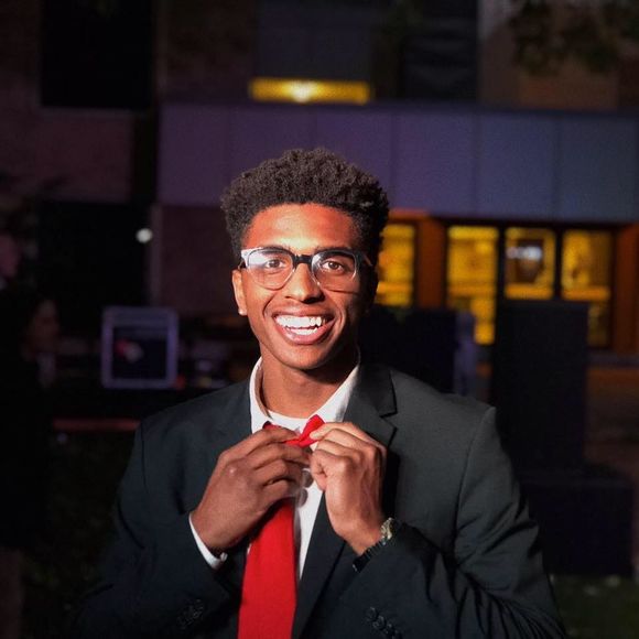 Meet your Posher, Jamal - Picture 1 of 1